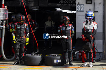 2024-09-15 - VAN DER LINDE Kelvin (zaf), Akkodis ASP Team, Lexus RC F GT3, portrait during the 2024 6 Hours of Fuji, 7th round of the 2024 FIA World Endurance Championship, from September 13 to 15, 2024 on the Fuji Speedway in Oyama, Shizuoka, Japan - FIA WEC - 6 HOURS OF FUJI 2024 - ENDURANCE - MOTORS