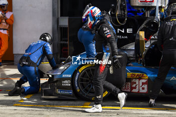 2024-09-15 - LAPIERRE Nicolas (fra), Alpine Endurance Team, Alpine A424, portrait during the 2024 6 Hours of Fuji, 7th round of the 2024 FIA World Endurance Championship, from September 13 to 15, 2024 on the Fuji Speedway in Oyama, Shizuoka, Japan - FIA WEC - 6 HOURS OF FUJI 2024 - ENDURANCE - MOTORS