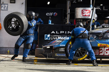 2024-09-15 - 36 VAXIVIERE Matthieu (fra), SCHUMACHER Mick (ger), LAPIERRE Nicolas (fra), Alpine Endurance Team, Alpine A424 #36, Hypercar, pit stop during the 2024 6 Hours of Fuji, 7th round of the 2024 FIA World Endurance Championship, from September 13 to 15, 2024 on the Fuji Speedway in Oyama, Shizuoka, Japan - FIA WEC - 6 HOURS OF FUJI 2024 - ENDURANCE - MOTORS