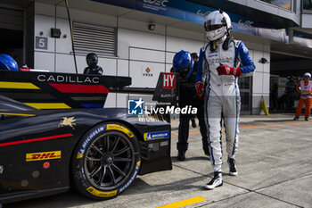 2024-09-15 - LYNN Alex (gbr), Cadillac Racing, Cadillac V-Series.R, portrait during the 2024 6 Hours of Fuji, 7th round of the 2024 FIA World Endurance Championship, from September 13 to 15, 2024 on the Fuji Speedway in Oyama, Shizuoka, Japan - FIA WEC - 6 HOURS OF FUJI 2024 - ENDURANCE - MOTORS