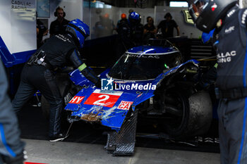 2024-09-15 - 02 BAMBER Earl (nzl), LYNN Alex (gbr), Cadillac Racing #02, Hypercar, action, pitlane, bodywork damage after crash, accident, during the 2024 6 Hours of Fuji, 7th round of the 2024 FIA World Endurance Championship, from September 13 to 15, 2024 on the Fuji Speedway in Oyama, Shizuoka, Japan - FIA WEC - 6 HOURS OF FUJI 2024 - ENDURANCE - MOTORS