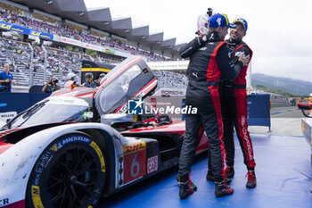 2024-09-15 - 06 ESTRE Kevin (fra), LOTTERER André (ger), VANTHOOR Laurens (bel), Porsche Penske Motorsport, Porsche 963 #06, Hypercar, celebrating their win during the 2024 6 Hours of Fuji, 7th round of the 2024 FIA World Endurance Championship, from September 13 to 15, 2024 on the Fuji Speedway in Oyama, Shizuoka, Japan - FIA WEC - 6 HOURS OF FUJI 2024 - ENDURANCE - MOTORS