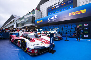 2024-09-15 - 06 ESTRE Kevin (fra), LOTTERER André (ger), VANTHOOR Laurens (bel), Porsche Penske Motorsport, Porsche 963 #06, Hypercar, action during the 2024 6 Hours of Fuji, 7th round of the 2024 FIA World Endurance Championship, from September 13 to 15, 2024 on the Fuji Speedway in Oyama, Shizuoka, Japan - FIA WEC - 6 HOURS OF FUJI 2024 - ENDURANCE - MOTORS