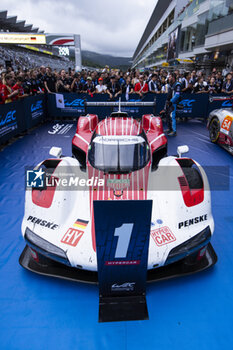 2024-09-15 - 06 ESTRE Kevin (fra), LOTTERER André (ger), VANTHOOR Laurens (bel), Porsche Penske Motorsport, Porsche 963 #06, Hypercar, action during the 2024 6 Hours of Fuji, 7th round of the 2024 FIA World Endurance Championship, from September 13 to 15, 2024 on the Fuji Speedway in Oyama, Shizuoka, Japan - FIA WEC - 6 HOURS OF FUJI 2024 - ENDURANCE - MOTORS