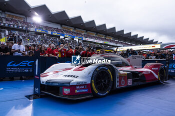 2024-09-15 - 06 ESTRE Kevin (fra), LOTTERER André (ger), VANTHOOR Laurens (bel), Porsche Penske Motorsport, Porsche 963 #06, Hypercar, action during the 2024 6 Hours of Fuji, 7th round of the 2024 FIA World Endurance Championship, from September 13 to 15, 2024 on the Fuji Speedway in Oyama, Shizuoka, Japan - FIA WEC - 6 HOURS OF FUJI 2024 - ENDURANCE - MOTORS