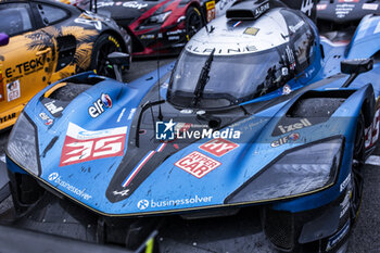 2024-09-15 - 35 MILESI Charles (fra), HABSBURG-LOTHRINGEN Ferdinand (aut), GOUNON Jules (fra), Alpine Endurance Team #35, Alpine A424, Hypercar, ambiance parc fermé during the 2024 6 Hours of Fuji, 7th round of the 2024 FIA World Endurance Championship, from September 13 to 15, 2024 on the Fuji Speedway in Oyama, Shizuoka, Japan - FIA WEC - 6 HOURS OF FUJI 2024 - ENDURANCE - MOTORS