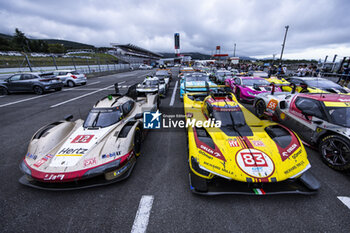 2024-09-15 - 12 STEVENS Will (gbr), NATO Norman (fra), ILOTT Callum (gbr), Hertz Team Jota, Porsche 963 #12, Hypercar, 83 KUBICA Robert (pol), SHWARTZMAN Robert (isr), YE Yifei (chn), AF Corse, Ferrari 499P #83, Hypercar, ambiance parc fermé during the 2024 6 Hours of Fuji, 7th round of the 2024 FIA World Endurance Championship, from September 13 to 15, 2024 on the Fuji Speedway in Oyama, Shizuoka, Japan - FIA WEC - 6 HOURS OF FUJI 2024 - ENDURANCE - MOTORS