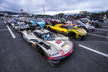 2024-09-15 - 12 STEVENS Will (gbr), NATO Norman (fra), ILOTT Callum (gbr), Hertz Team Jota, Porsche 963 #12, Hypercar, ambiance parc fermé during the 2024 6 Hours of Fuji, 7th round of the 2024 FIA World Endurance Championship, from September 13 to 15, 2024 on the Fuji Speedway in Oyama, Shizuoka, Japan - FIA WEC - 6 HOURS OF FUJI 2024 - ENDURANCE - MOTORS