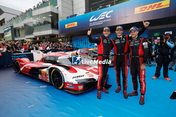 2024-09-15 - 06 ESTRE Kevin (fra), LOTTERER André (ger), VANTHOOR Laurens (bel), Porsche Penske Motorsport, Porsche 963 #06, Hypercar, podium, portrait, during the 2024 6 Hours of Fuji, 7th round of the 2024 FIA World Endurance Championship, from September 13 to 15, 2024 on the Fuji Speedway in Oyama, Shizuoka, Japan - FIA WEC - 6 HOURS OF FUJI 2024 - ENDURANCE - MOTORS