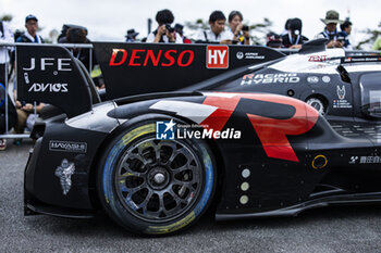 2024-09-15 - 08 BUEMI Sébastien (swi), HARTLEY Brendon (nzl), HIRAKAWA Ryo (jpn), Toyota Gazoo Racing, Toyota GR010 - Hybrid #08, Hypercar, ambiance parc fermé during the 2024 6 Hours of Fuji, 7th round of the 2024 FIA World Endurance Championship, from September 13 to 15, 2024 on the Fuji Speedway in Oyama, Shizuoka, Japan - FIA WEC - 6 HOURS OF FUJI 2024 - ENDURANCE - MOTORS