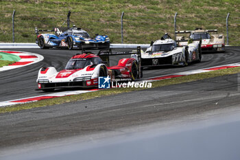 2024-09-15 - 05 CAMPBELL Matt (aus), CHRISTENSEN Michael (dnk), MAKOWIECKI Frédéric (fra), Porsche Penske Motorsport, Porsche 963 #05, Hypercar, 94 DUVAL Loïc (fra), DI RESTA Paul (gbr), VANDOORNE Stoffel (bel), Peugeot TotalEnergies, Peugeot 9x8 #94, Hypercar, action during the 2024 6 Hours of Fuji, 7th round of the 2024 FIA World Endurance Championship, from September 13 to 15, 2024 on the Fuji Speedway in Oyama, Shizuoka, Japan - FIA WEC - 6 HOURS OF FUJI 2024 - ENDURANCE - MOTORS