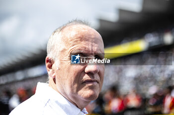 2024-09-15 - SINAULT Philippe (fra), team principal and owner of Signatech racing, portrait during the 2024 6 Hours of Fuji, 7th round of the 2024 FIA World Endurance Championship, from September 13 to 15, 2024 on the Fuji Speedway in Oyama, Shizuoka, Japan - FIA WEC - 6 HOURS OF FUJI 2024 - ENDURANCE - MOTORS