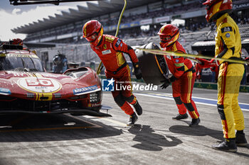 2024-09-15 - 50 FUOCO Antonio (ita), MOLINA Miguel (spa), NIELSEN Nicklas (dnk), Ferrari AF Corse, Ferrari 499P #50, Hypercar, PIT STOP, ARRET AUX STANDS during the 2024 6 Hours of Fuji, 7th round of the 2024 FIA World Endurance Championship, from September 13 to 15, 2024 on the Fuji Speedway in Oyama, Shizuoka, Japan - FIA WEC - 6 HOURS OF FUJI 2024 - ENDURANCE - MOTORS