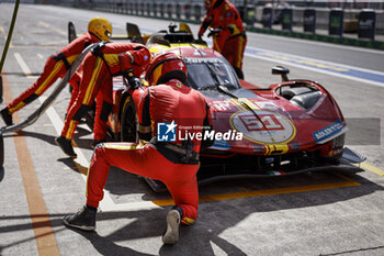 2024-09-15 - 51 PIER GUIDI Alessandro (ita), CALADO James (gbr), GIOVINAZZI Antonio (ita), Ferrari AF Corse, Ferrari 499P #51, Hypercar, PIT STOP, ARRET AUX STANDS during the 2024 6 Hours of Fuji, 7th round of the 2024 FIA World Endurance Championship, from September 13 to 15, 2024 on the Fuji Speedway in Oyama, Shizuoka, Japan - FIA WEC - 6 HOURS OF FUJI 2024 - ENDURANCE - MOTORS