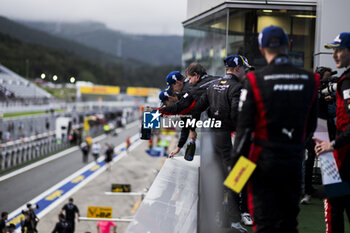 2024-09-15 - 06 ESTRE Kevin (fra), LOTTERER André (ger), VANTHOOR Laurens (bel), Porsche Penske Motorsport, Porsche 963 #06, Hypercar, portrait during the 2024 6 Hours of Fuji, 7th round of the 2024 FIA World Endurance Championship, from September 13 to 15, 2024 on the Fuji Speedway in Oyama, Shizuoka, Japan - FIA WEC - 6 HOURS OF FUJI 2024 - ENDURANCE - MOTORS