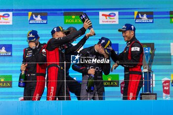 2024-09-15 - VANTHOOR Dries (bel), BMW M Team WRT, BMW Hybrid V8, portrait during the 2024 6 Hours of Fuji, 7th round of the 2024 FIA World Endurance Championship, from September 13 to 15, 2024 on the Fuji Speedway in Oyama, Shizuoka, Japan - FIA WEC - 6 HOURS OF FUJI 2024 - ENDURANCE - MOTORS