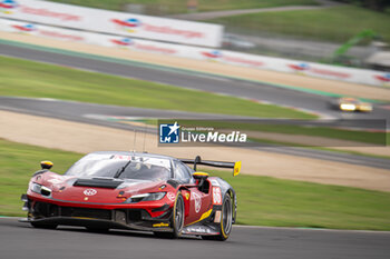 2024-09-27 - Scott NOBLE (USA),Jason HART (USA),Ben TUCK (GBR) of a team JMW MOTORSPORT on a Ferrari 296 LMGT3 in action during a free practice 1 of ELMS in Mugello - ELMS - 4 HOURS OF MUGELLO - ENDURANCE - MOTORS