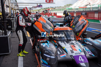 2024-09-28 - Alexander MATTSCHULL (DEU),Wyatt BRICHACEK (USA), of a team DKR ENGINEERING on a Duqueine M30 - D08 - Nissan during a driver change in a free practice 2 of ELMS in Mugello - ELMS - 4 HOURS OF MUGELLO - ENDURANCE - MOTORS