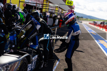 2024-09-29 - BENNETT Carl (tha), Cool Racing, Oreca 07 - Gibson, portrait during the 4 Hours of Mugello 2024, 5th round of the 2024 European Le Mans Series on the Mugello Circuit from September 26 to 29, 2024 in Scarperia e San Piero, Italy - AUTO - ELMS - 4 HOURS OF MUGELLO 2024 - ENDURANCE - MOTORS