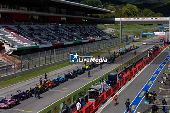 2024-09-29 - Red flag, drapeau during the 4 Hours of Mugello 2024, 5th round of the 2024 European Le Mans Series on the Mugello Circuit from September 26 to 29, 2024 in Scarperia e San Piero, Italy - AUTO - ELMS - 4 HOURS OF MUGELLO 2024 - ENDURANCE - MOTORS