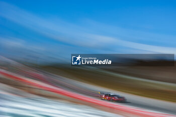 2024-10-17 - 66 NOBLE Scott (usa), TUCK Ben (gbr), HART Jason (usa), JMW Motorsport, Ferrari 296 LMGT3, action during the 4 Hours of Portimao 2024, 6th round of the 2024 European Le Mans Series on the Algarve International Circuit from October 16 to 19, 2024 in Portimao, Portugal - AUTO - ELMS - 4 HOURS OF PORTIMAO 2024 - ENDURANCE - MOTORS