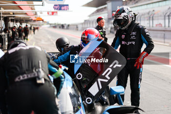 2024-10-19 - BRADLEY Richard (gbr), Algarve Pro Racing, Oreca 07 - Gibson, portrait during the 4 Hours of Portimao 2024, 6th round of the 2024 European Le Mans Series on the Algarve International Circuit from October 16 to 19, 2024 in Portimao, Portugal - AUTO - ELMS - 4 HOURS OF PORTIMAO 2024 - ENDURANCE - MOTORS