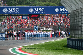 2024-05-19 - The anthemof Italy by the children of the Antonian Choir - FORMULA 1 MSC CRUISES GRAN PREMIO DELL'EMILIA-ROMAGNA 2024 - RACE - FORMULA 1 - MOTORS