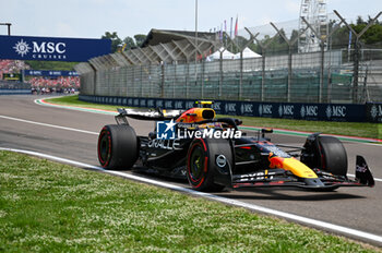 2024-05-19 - Sergio Perez Mendoza Red Bull Racing Limited Oracle Red Bull Racing - FORMULA 1 MSC CRUISES GRAN PREMIO DELL'EMILIA-ROMAGNA 2024 - RACE - FORMULA 1 - MOTORS