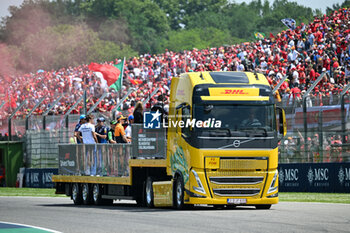 2024-05-19 - Drivers parade - FORMULA 1 MSC CRUISES GRAN PREMIO DELL'EMILIA-ROMAGNA 2024 - RACE - FORMULA 1 - MOTORS