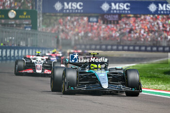 2024-05-19 - The start of the F1 Race Lewis Hamilton Mercedes Grand Prix Ltd Mercedes-AMG PETRONAS Formula One Team - FORMULA 1 MSC CRUISES GRAN PREMIO DELL'EMILIA-ROMAGNA 2024 - RACE - FORMULA 1 - MOTORS