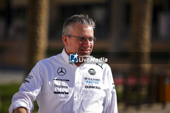 2024-02-21 - FRY Pat (gbr), Chief Technical Officer of Williams Racing, portrait during the Formula 1 Aramco pre-season testing 2024 of the 2024 FIA Formula One World Championship from February 21 to 23, 2024 on the Bahrain International Circuit, in Sakhir, Bahrain - F1 - PRE-SEASON TESTING 2024 - BAHRAIN - FORMULA 1 - MOTORS