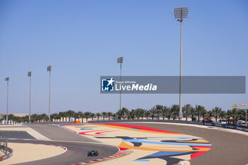 2024-02-21 - 63 RUSSELL George (gbr), Mercedes AMG F1 Team W15, action during the Formula 1 Aramco pre-season testing 2024 of the 2024 FIA Formula One World Championship from February 21 to 23, 2024 on the Bahrain International Circuit, in Sakhir, Bahrain - F1 - PRE-SEASON TESTING 2024 - BAHRAIN - FORMULA 1 - MOTORS