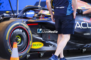 2024-02-21 - Red Bull Racing RB20, mechanical detail during the Formula 1 Aramco pre-season testing 2024 of the 2024 FIA Formula One World Championship from February 21 to 23, 2024 on the Bahrain International Circuit, in Sakhir, Bahrain - F1 - PRE-SEASON TESTING 2024 - BAHRAIN - FORMULA 1 - MOTORS