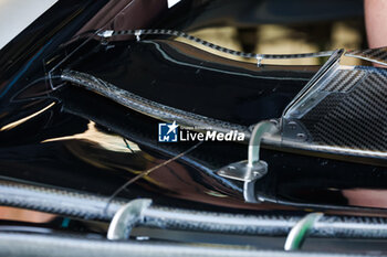 2024-02-21 - Mercedes AMG F1 Team W15, mechanical detail of front wing during the Formula 1 Aramco pre-season testing 2024 of the 2024 FIA Formula One World Championship from February 21 to 23, 2024 on the Bahrain International Circuit, in Sakhir, Bahrain - F1 - PRE-SEASON TESTING 2024 - BAHRAIN - FORMULA 1 - MOTORS
