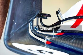 2024-02-21 - Haas F1 Team VF-24 Ferrari, Mechanical detail of front wing during the Formula 1 Aramco pre-season testing 2024 of the 2024 FIA Formula One World Championship from February 21 to 23, 2024 on the Bahrain International Circuit, in Sakhir, Bahrain - F1 - PRE-SEASON TESTING 2024 - BAHRAIN - FORMULA 1 - MOTORS