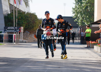 2024-02-21 - VERSTAPPEN Max (ned), Red Bull Racing RB20, portrait and PEREZ Sergio (mex), Red Bull Racing RB20, portrait during the Formula 1 Aramco pre-season testing 2024 of the 2024 FIA Formula One World Championship from February 21 to 23, 2024 on the Bahrain International Circuit, in Sakhir, Bahrain - F1 - PRE-SEASON TESTING 2024 - BAHRAIN - FORMULA 1 - MOTORS