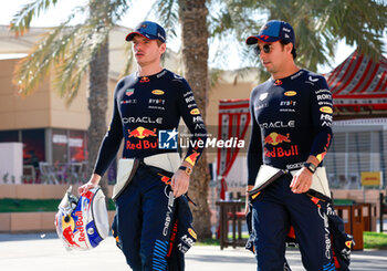 2024-02-21 - VERSTAPPEN Max (ned), Red Bull Racing RB20, portrait and PEREZ Sergio (mex), Red Bull Racing RB20, portrait during the Formula 1 Aramco pre-season testing 2024 of the 2024 FIA Formula One World Championship from February 21 to 23, 2024 on the Bahrain International Circuit, in Sakhir, Bahrain - F1 - PRE-SEASON TESTING 2024 - BAHRAIN - FORMULA 1 - MOTORS