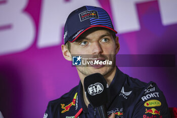 2024-02-23 - VERSTAPPEN Max (ned), Red Bull Racing RB20, portrait, press conference during the Formula 1 Aramco pre-season testing 2024 of the 2024 FIA Formula One World Championship from February 21 to 23, 2024 on the Bahrain International Circuit, in Sakhir, Bahrain - F1 - PRE-SEASON TESTING 2024 - BAHRAIN - FORMULA 1 - MOTORS