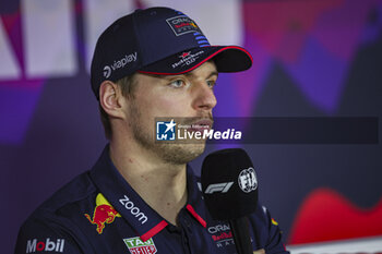 2024-02-23 - VERSTAPPEN Max (ned), Red Bull Racing RB20, portrait, press conference during the Formula 1 Aramco pre-season testing 2024 of the 2024 FIA Formula One World Championship from February 21 to 23, 2024 on the Bahrain International Circuit, in Sakhir, Bahrain - F1 - PRE-SEASON TESTING 2024 - BAHRAIN - FORMULA 1 - MOTORS
