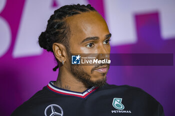 2024-02-23 - HAMILTON Lewis (gbr), Mercedes AMG F1 Team W15, portrait, press conference during the Formula 1 Aramco pre-season testing 2024 of the 2024 FIA Formula One World Championship from February 21 to 23, 2024 on the Bahrain International Circuit, in Sakhir, Bahrain - F1 - PRE-SEASON TESTING 2024 - BAHRAIN - FORMULA 1 - MOTORS