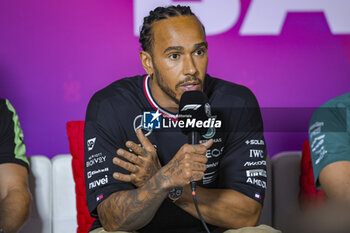 2024-02-23 - HAMILTON Lewis (gbr), Mercedes AMG F1 Team W15, portrait, press conference during the Formula 1 Aramco pre-season testing 2024 of the 2024 FIA Formula One World Championship from February 21 to 23, 2024 on the Bahrain International Circuit, in Sakhir, Bahrain - F1 - PRE-SEASON TESTING 2024 - BAHRAIN - FORMULA 1 - MOTORS