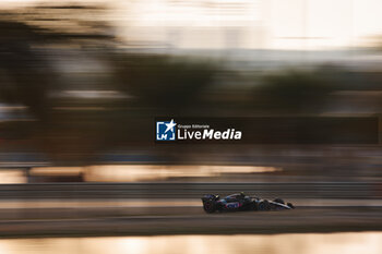 2024-02-23 - 10 GASLY Pierre (fra), Alpine F1 Team A524, action during the Formula 1 Aramco pre-season testing 2024 of the 2024 FIA Formula One World Championship from February 21 to 23, 2024 on the Bahrain International Circuit, in Sakhir, Bahrain - F1 - PRE-SEASON TESTING 2024 - BAHRAIN - FORMULA 1 - MOTORS