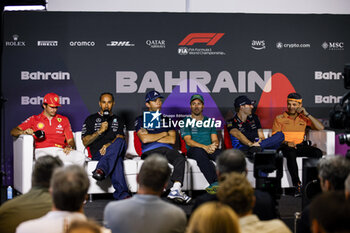 2024-02-28 - SAINZ Carlos (spa), Scuderia Ferrari SF-24, portrait HAMILTON Lewis (gbr), Mercedes AMG F1 Team W15, portrait ALBON Alexander (tha), Williams Racing FW46, portrait ALONSO Fernando (spa), Aston Martin F1 Team AMR24, portrait VERSTAPPEN Max (ned), Red Bull Racing RB20, portrait NORRIS Lando (gbr), McLaren F1 Team MCL38, portrait press conference during the Formula 1 Gulf Air Bahrain Grand Prix 2024, 1st round of the 2024 FIA Formula One World Championship from February 29 to March 2, 2024 on the Bahrain International Circuit, in Sakhir, Bahrain - F1 - BAHRAIN GRAND PRIX 2024 - FORMULA 1 - MOTORS