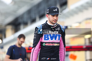 2024-02-28 - OCON Esteban (fra), Alpine F1 Team A524, portrait during the Formula 1 Gulf Air Bahrain Grand Prix 2024, 1st round of the 2024 FIA Formula One World Championship from February 29 to March 2, 2024 on the Bahrain International Circuit, in Sakhir, Bahrain - F1 - BAHRAIN GRAND PRIX 2024 - FORMULA 1 - MOTORS