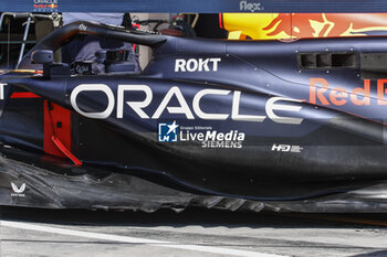 2024-02-29 - Red Bull Racing RB20, mechanical detail sidepod aerodynamism, aerodynamic, aerodynamics during the Formula 1 Gulf Air Bahrain Grand Prix 2024, 1st round of the 2024 FIA Formula One World Championship from February 29 to March 2, 2024 on the Bahrain International Circuit, in Sakhir, Bahrain - F1 - BAHRAIN GRAND PRIX 2024 - FORMULA 1 - MOTORS
