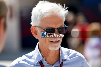 2024-02-29 - Damon Hill, portrait during the Formula 1 Gulf Air Bahrain Grand Prix 2024, 1st round of the 2024 FIA Formula One World Championship from February 29 to March 2, 2024 on the Bahrain International Circuit, in Sakhir, Bahrain - F1 - BAHRAIN GRAND PRIX 2024 - FORMULA 1 - MOTORS