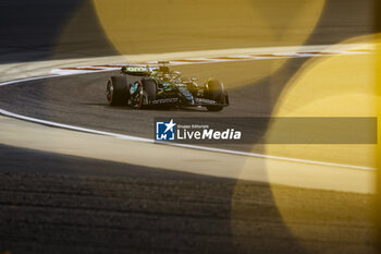 2024-02-29 - 18 STROLL Lance (can), Aston Martin F1 Team AMR24, action during the Formula 1 Gulf Air Bahrain Grand Prix 2024, 1st round of the 2024 FIA Formula One World Championship from February 29 to March 2, 2024 on the Bahrain International Circuit, in Sakhir, Bahrain - F1 - BAHRAIN GRAND PRIX 2024 - FORMULA 1 - MOTORS