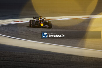2024-02-29 - 01 VERSTAPPEN Max (nld), Red Bull Racing RB20, action during the Formula 1 Gulf Air Bahrain Grand Prix 2024, 1st round of the 2024 FIA Formula One World Championship from February 29 to March 2, 2024 on the Bahrain International Circuit, in Sakhir, Bahrain - F1 - BAHRAIN GRAND PRIX 2024 - FORMULA 1 - MOTORS