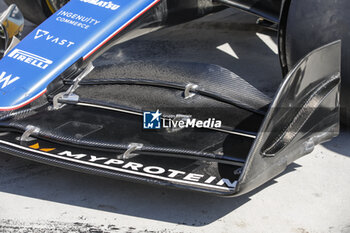 2024-02-29 - Williams Racing FW46, mechanical detail front wing aerodynamism, aerodynamic, aerodynamics during the Formula 1 Gulf Air Bahrain Grand Prix 2024, 1st round of the 2024 FIA Formula One World Championship from February 29 to March 2, 2024 on the Bahrain International Circuit, in Sakhir, Bahrain - F1 - BAHRAIN GRAND PRIX 2024 - FORMULA 1 - MOTORS