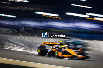 2024-03-01 - 04 NORRIS Lando (gbr), McLaren F1 Team MCL38, action during the Formula 1 Gulf Air Bahrain Grand Prix 2024, 1st round of the 2024 FIA Formula One World Championship from February 29 to March 2, 2024 on the Bahrain International Circuit, in Sakhir, Bahrain - F1 - BAHRAIN GRAND PRIX 2024 - FORMULA 1 - MOTORS